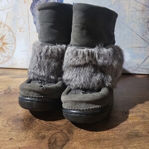 Muk Luks Charcoal Fur-Trim Kids Boots
